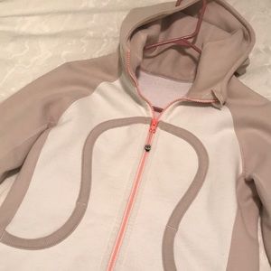 Lululemon sweatshirt jacket 6